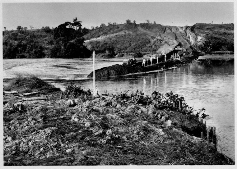 DIAMANG 1960 - Luembe river diversion works